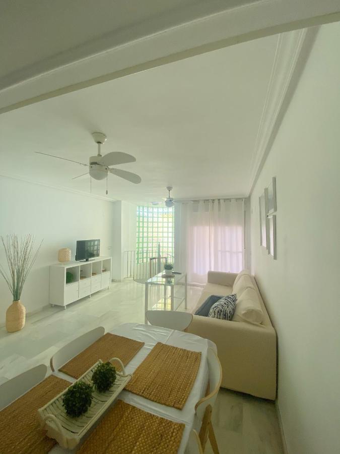 Duplex Torremolinos Suite Exteriör bild